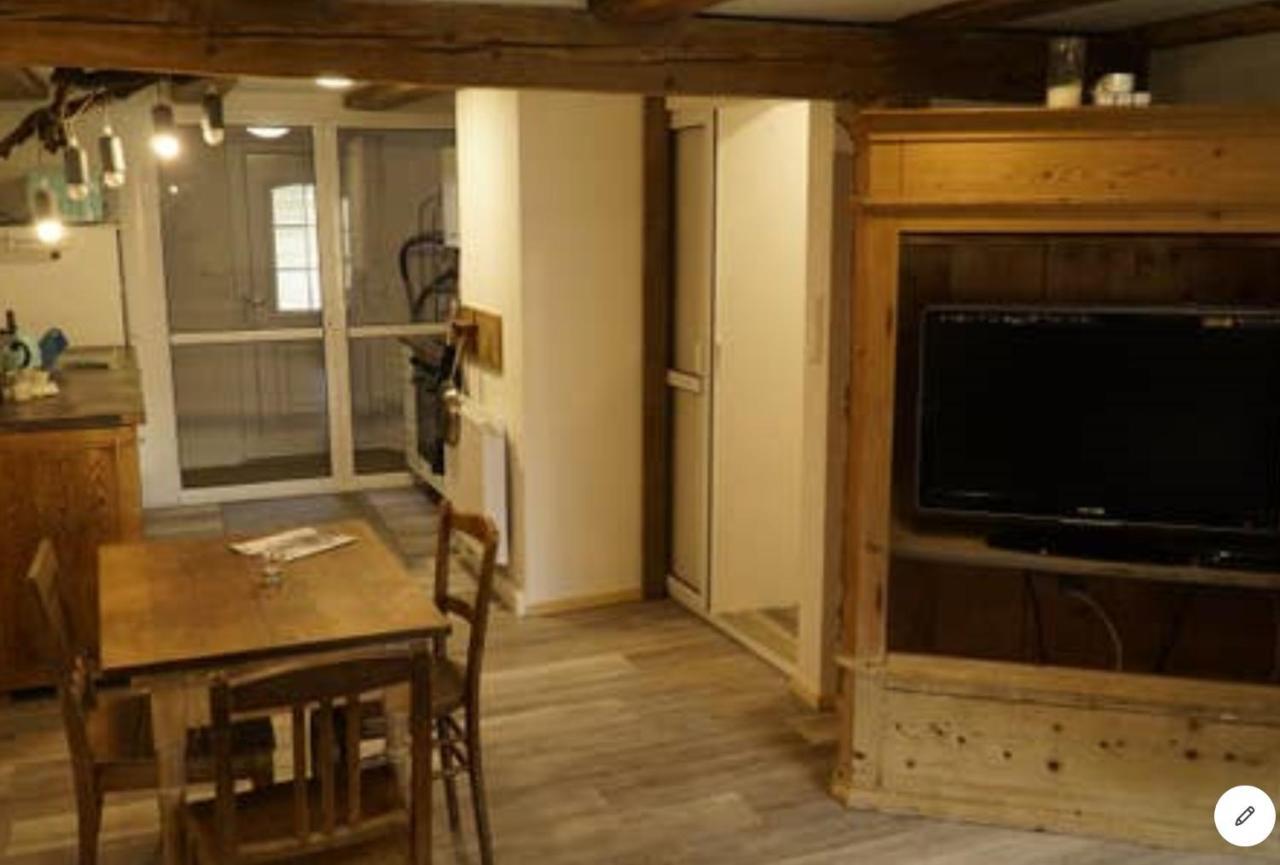 Tarahaus Apartment ซางต์ เกออร์เกน อิม ชวาร์ซวาล์ด ภายนอก รูปภาพ